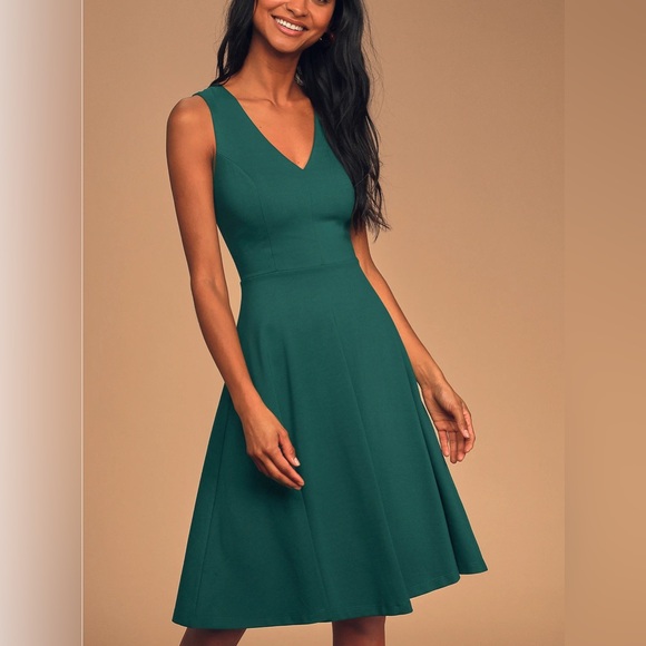 Lulus Dresses & Skirts - Lulus Hello World Dress Women’s Small Dark Green Midi Fit And Flare Sleeveless